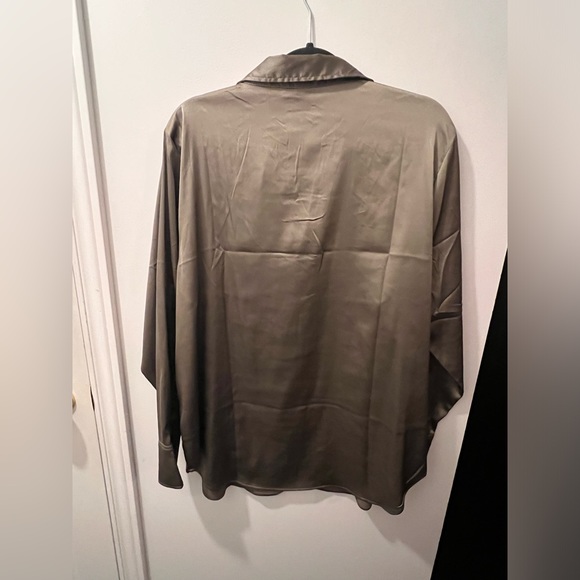 NWT - H&M Satin Blouse Olive Green - Picture 2 of 4